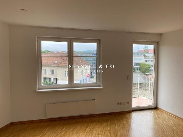 WESTSEITIGES BALKONAPARTMENT IN RUHLAGE BJ 1994
