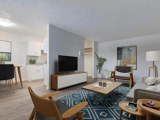 Westside Apartments Bachelor Apartment for Rent