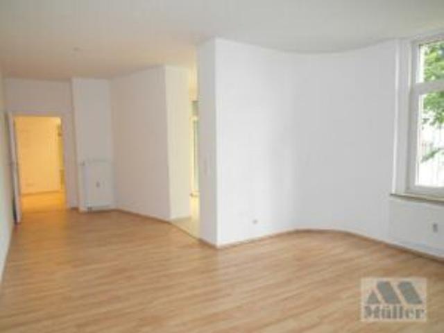 Weststr. 36, Wohnung 9 ~~~ große Glasfront, Balkon, Bad mit Wanne und Dusche, Stellplatz anmietbar