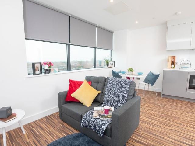 Westpoint, Manchester M16, 1 bed flat to rent, £1,120 pcm | PrimeLocation