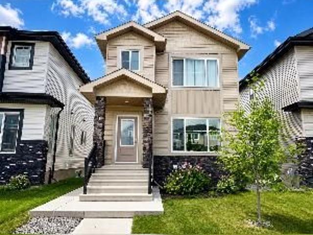 Westpark 3 Bed 2.5 Bath Upper Suite
