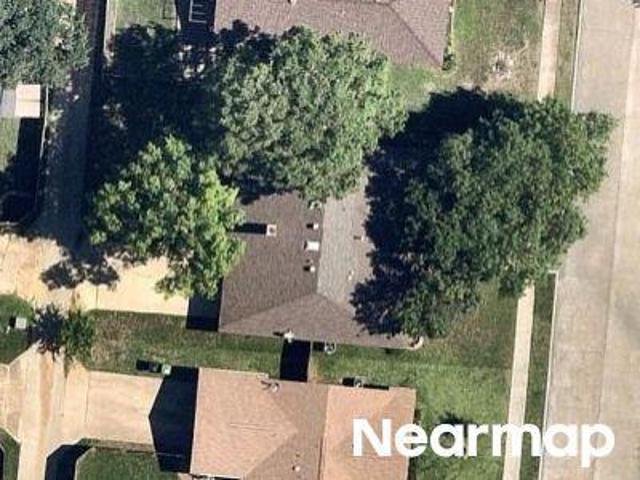 Westwood Dr
