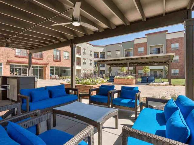 Westwood Green 1 Bedroom Apartment for Rent at 7410 W Warren Cir, Lakewood, CO 80227 Thraemoor