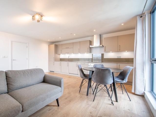 Westwood House, Lockgate Road London SW6, 2 bed flat to rent, £4,100 pcm | PrimeLocation