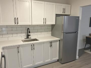 Westwood House Studio Apartment for Rent at 33 Boul Brunswick, Dollard Des Ormeaux, QC H9B 1P4 Westwood