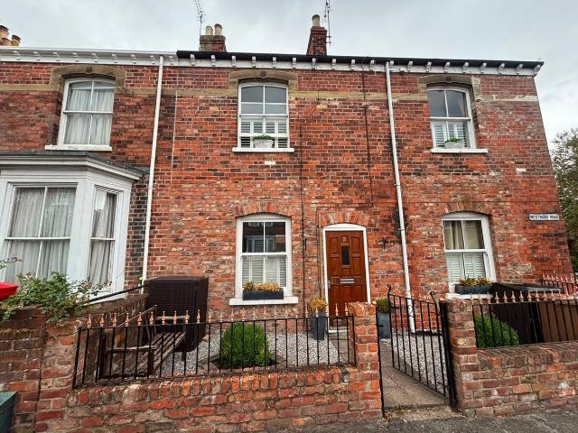 Westwood Road, Beverley, East Riding Of Yorkshire, UK HU17, 2 bed flat to rent, £795 pcm | PrimeLocation