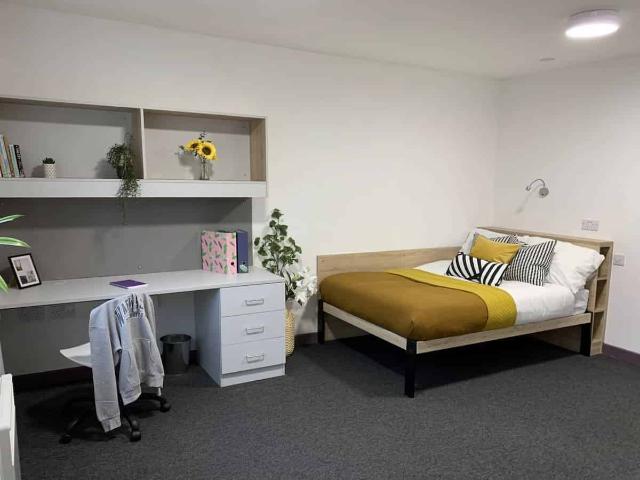 Westwood Student Mews, Warwick Has an Apartment