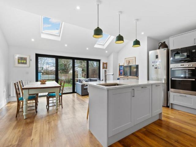 Westway, London SW20 4 bed terraced house to rent £3,500 pcm £808 pw