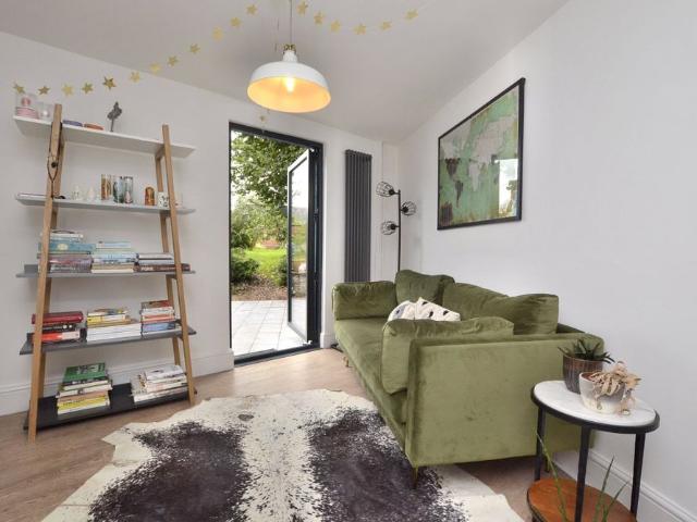 Westward Road, Ebley, Stroud, Gloucestershire, GL5