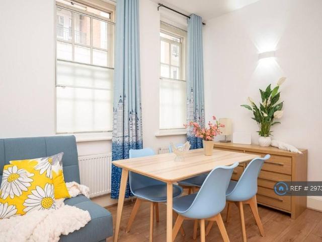 Wesley House, London, EC1A 2 bed flat to rent £2,950 pcm £681 pw