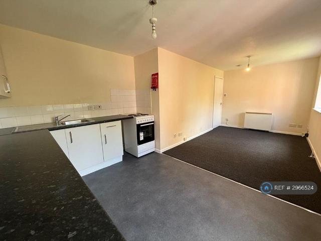 Wesley Street, Nottingham, NG5 1 bed flat to rent £695 pcm £160 pw