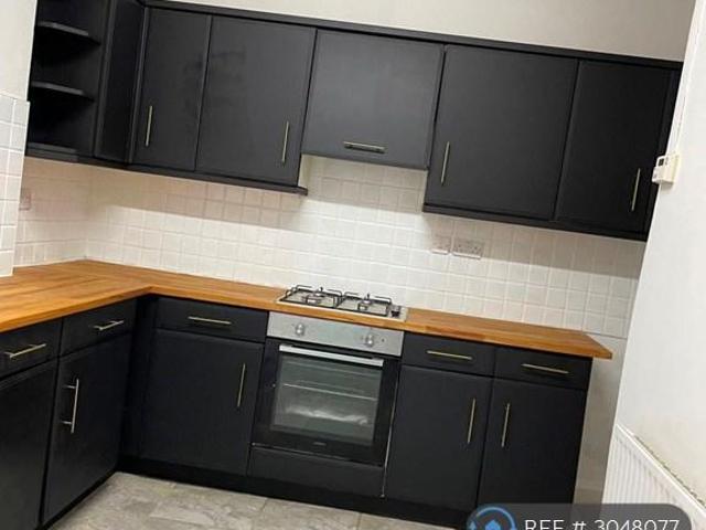 Wesley Street, Hadfield, Glossop, SK13 2 bed terraced house to rent £925 pcm £213 pw