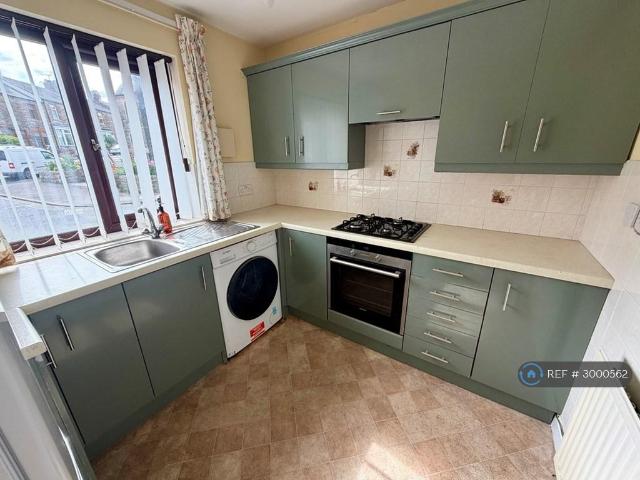 Wesleyan Court, Ulverston, LA12 2 bed flat to rent £825 pcm £190 pw