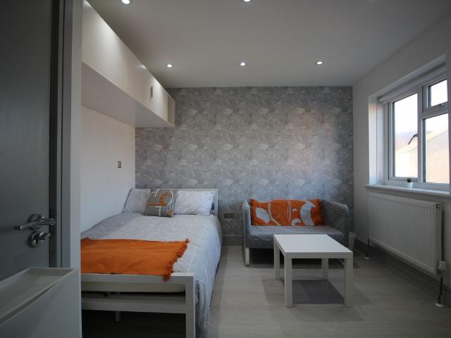 Wessex Close, Ilford IG3, Studio to rent, £950 pcm | PrimeLocation