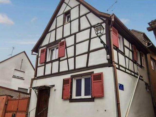 Wettolsheim: Maison de village à rénover