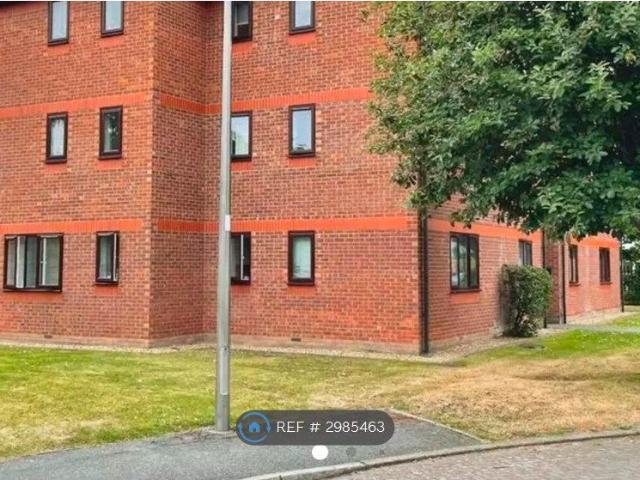 Wetherby Close, Chester CH1, 2 bed flat to rent, £1,350 pcm | PrimeLocation