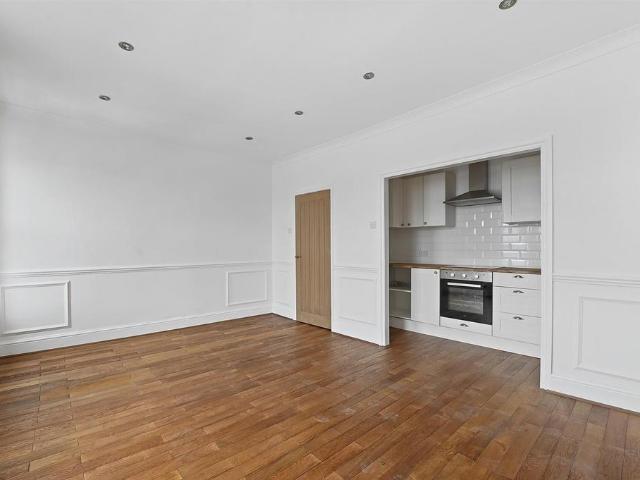 Wetherby Place, London SW7 2 bed apartment to rent £3,400 pcm £785 pw