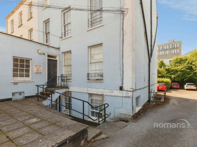 Wetherell Place, Bristol, Somerset BS8, Studio to rent, £950 pcm | PrimeLocation
