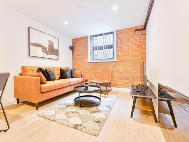 Wetmore Road, Burton On Trent, DE14 2 bed flat to rent £1,050 pcm £242 pw
