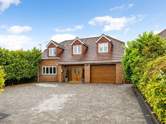 Wexham Woods, Wexham, Slough SL3, 4 bed detached house to rent, £3,950 pcm | PrimeLocation
