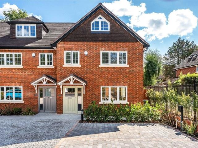 Weybridge, Surrey KT13, 4 bed end terrace house to rent, £4,250 pcm | PrimeLocation