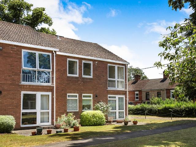 Weyhill Road, Andover, Hampshire SP10, 1 bed flat to rent, £900 pcm | PrimeLocation
