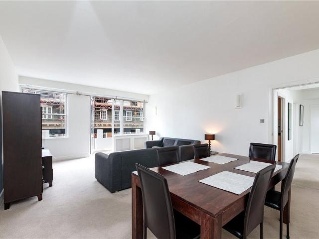 Weymouth Street, Fitzrovia, London, W1W 3 bed apartment to rent £7,150 pcm £1,650 pw