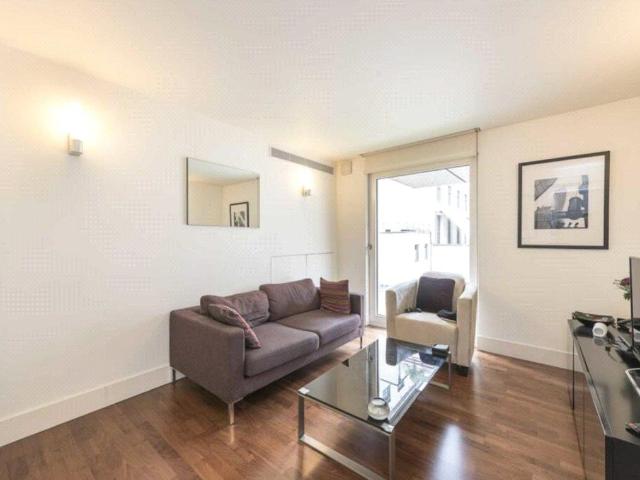 Weymouth Street, London W1W, 1 bed flat to rent, £4,008 pcm | PrimeLocation