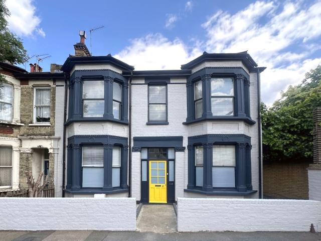Whole 4 Bed House in Prime East Dulwich