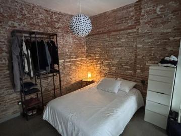 Whole 1 bedrooms apartment in Madrid
