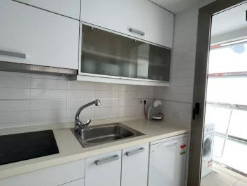 Whole 2 bedrooms apartment in València