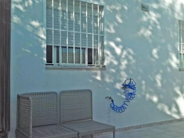 Whole 2 bedrooms apartment in Madrid