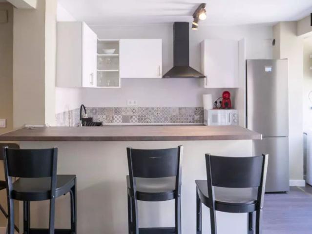Whole 3 bedrooms apartment in València