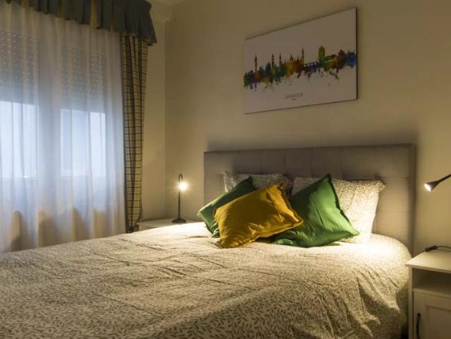 Whole 3 bedrooms apartment in Zaragoza