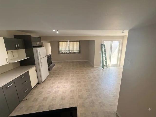 Whole house for rent in Evanston with walk out basement