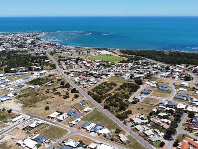 Whopping 3,239sqm Zoned R30