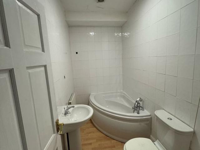 Whalley Road, Accrington BB5, 1 bed property to rent, £500 pcm | PrimeLocation