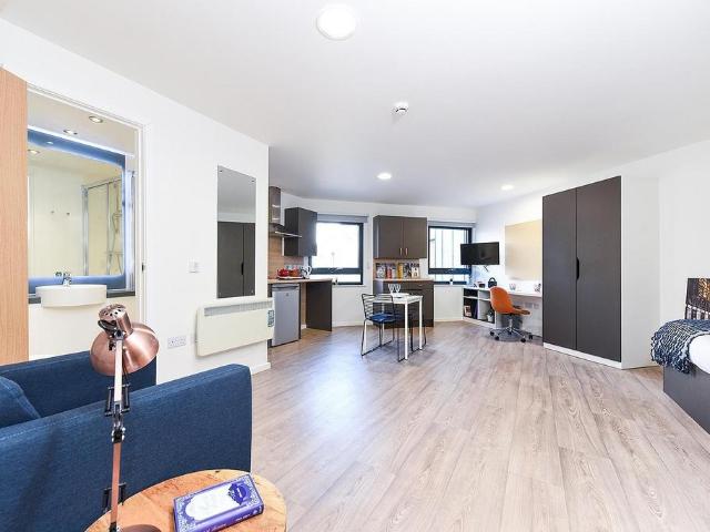 Wharf View, Chester CH1 Studio to rent £1,044 pcm £241 pw