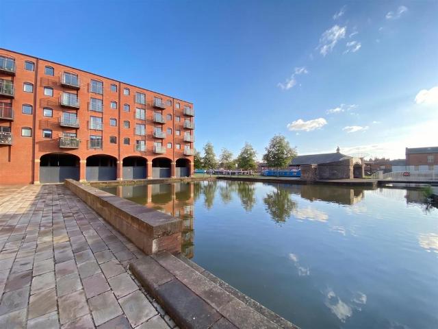 Wharf View, Chester CH1 2 bed apartment to rent £1,150 pcm £265 pw