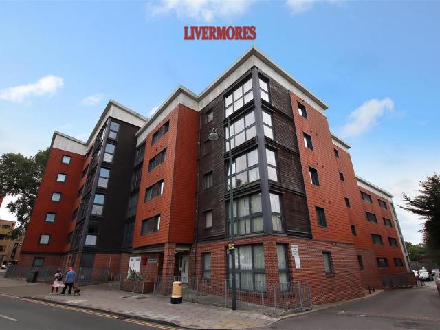 Wharf House, West Street, Erith 2 bed flat to rent £1,700 pcm £392 pw