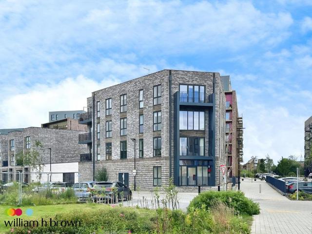 Wharf Road, CHELMSFORD 2 bed apartment to rent £1,550 pcm £358 pw