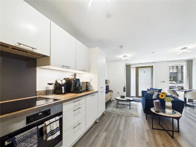 Wharf Road, Chelmsford, Essex, CM2 6QU