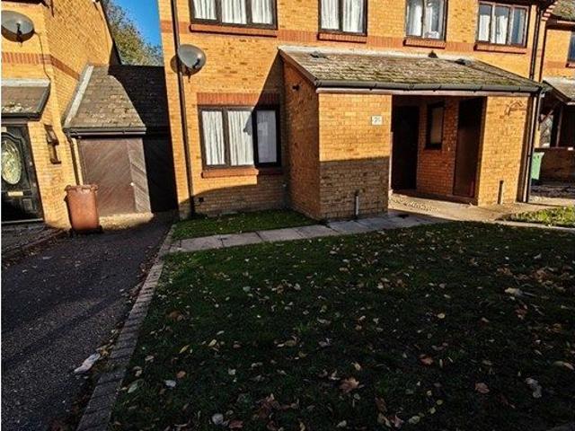 Wharf Road, Grays RM17, 3 bed semi detached house to rent, £1,800 pcm | PrimeLocation