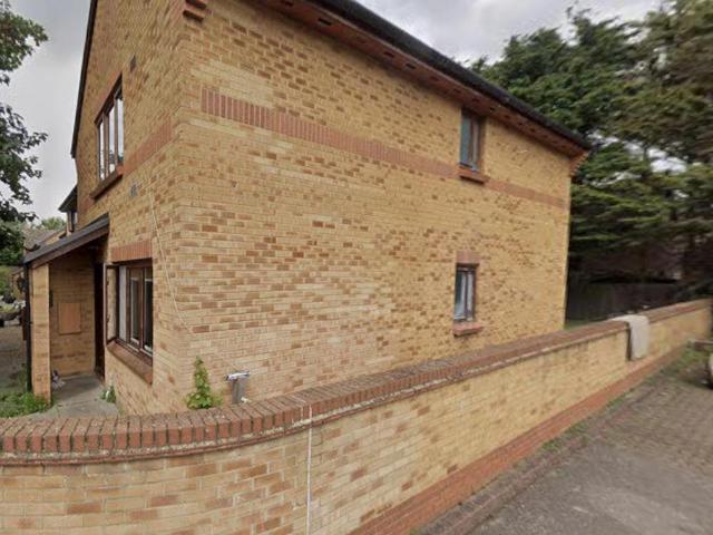 Wharf Road, Grays 1 bed flat to rent £1,150 pcm £265 pw