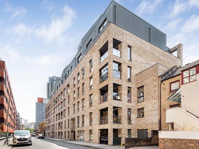 Wharf Road, London, N1 3 bed duplex to rent £6,000 pcm £1,385 pw