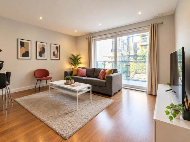 Wharf Street, London 1 bed apartment to rent £1,950 pcm £450 pw