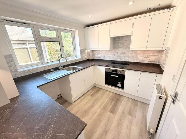 Wharfdale Road, Bournemouth, BH4 2 bed apartment to rent £1,295 pcm £299 pw