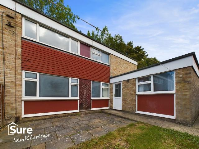 Wharfedale, Hemel Hempstead, Hertfordshire HP2, 3 bed semi detached house to rent, £1,950 pcm | PrimeLocation