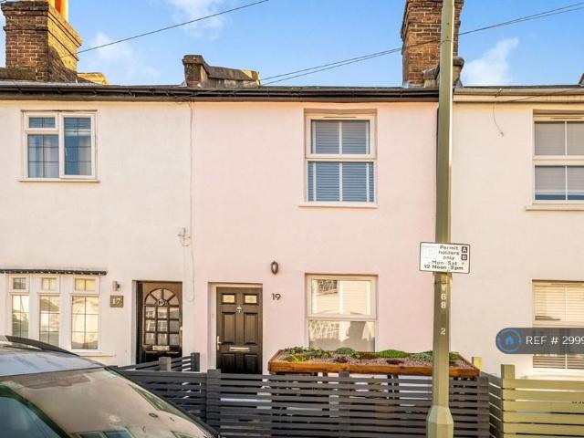 Wharton Road, Bromley, BR1 2 bed terraced house to rent £1,850 pcm £427 pw