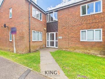 Wheat Close, Sandridge AL4, Studio to rent, £1,050 pcm | PrimeLocation